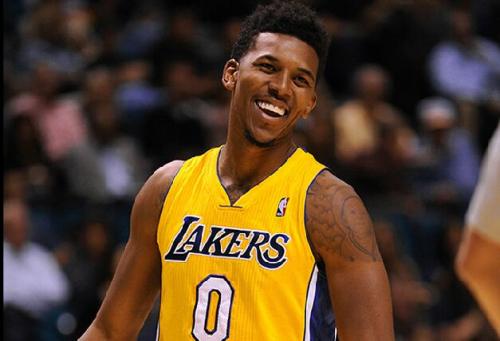 混团世界杯国乒零封克罗地亚 孙颖莎：更加适应比赛氛围（混团世界杯国乒3-0克罗地亚 孙颖莎：已更好适应比赛氛围）