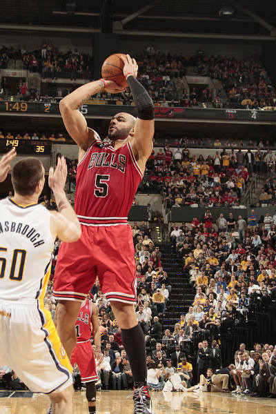 我是个初中生，我的生活是被足球，学习和说唱填满的...（初中生的我：足球、学业和说唱填满每一天）