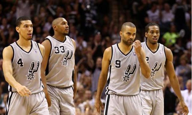 阿隆索：姆巴佩明天能上；阿韦洛亚未来有可能执教皇马（阿隆索：姆巴佩明日可上阵，阿韦洛亚未来或执教皇马）