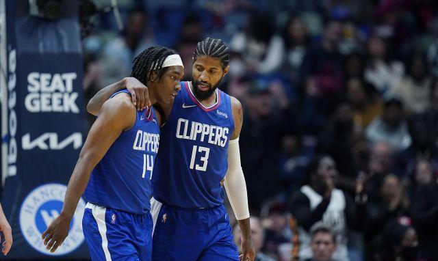 47岁斯洛特赢了！利物浦1-0创欧冠16年纪录 萨拉赫再遭炮轰（47岁斯洛特告捷：利物浦1-0刷新欧冠16年纪录，萨拉赫再成批评焦点）