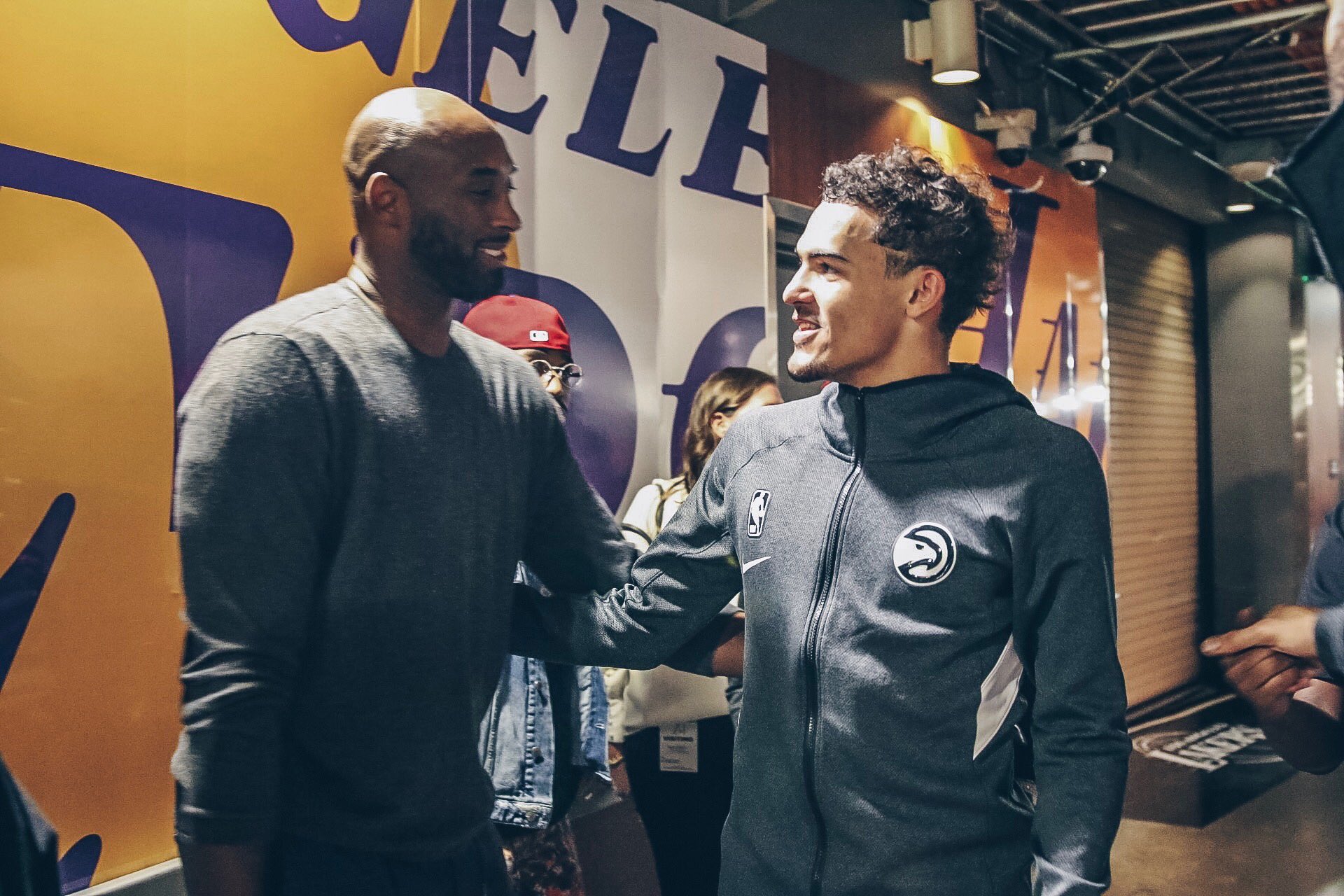 英超战报：曼城2-1战胜切尔西,（英超焦点战：曼城2比1力克切尔西）