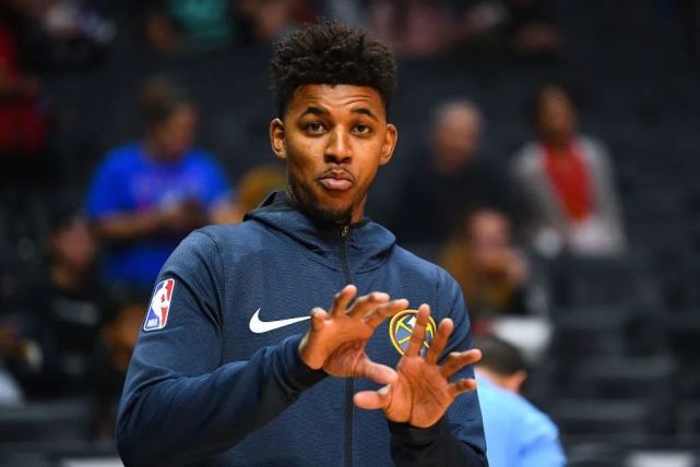 UFC2025最佳首秀候选萨尔基尔德一拳KO朱伯利，将战茸主（一拳KO朱伯利！UFC 2025最佳首秀候选萨尔基尔德下场将战茸主）