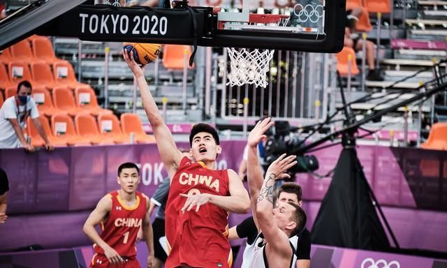 讨论室：回顾魏祥鑫近两年高光时刻，如何看待他的留洋前景？（圆桌：盘点魏祥鑫近两年高光瞬间，展望其留洋前景）