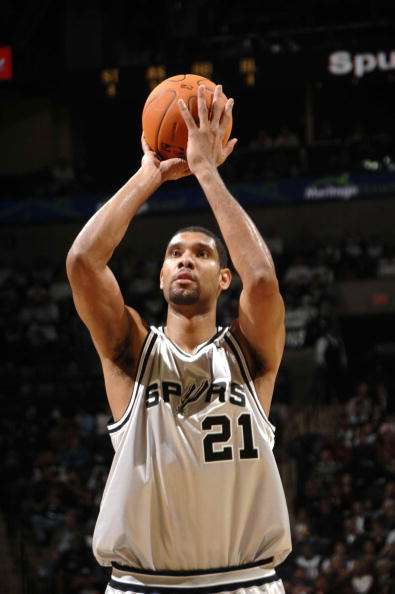 累计三黄停赛，亚马尔将缺席下一轮欧冠客战布拉格斯拉维亚（亚马尔因累积三黄停赛，将缺席下轮欧冠客场对阵布拉格斯拉维亚）